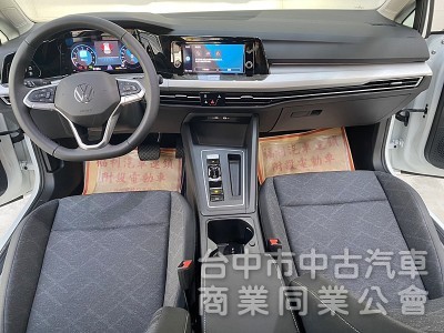 VOLKSWAGEN(福斯)GOLF etsl 1.5 輕油電 新車保固