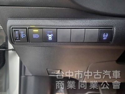 TOYOTA(豐田)NEW ALTIS 1.8 豪華