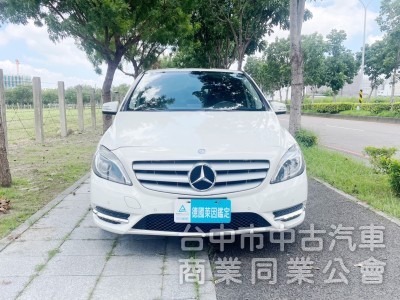 2013年 M-Benz B180 1.6T汽油渦輪 全新改款