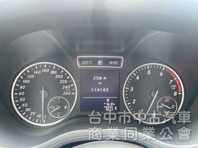 2013年 M-Benz B180 1.6T汽油渦輪 全新改款