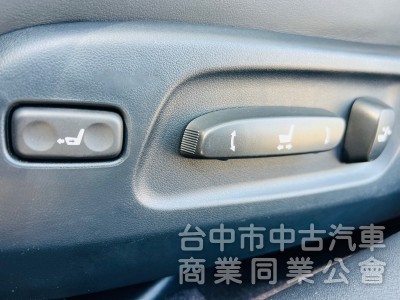 2011年出廠 LEXUS ES240 2.4 Navi版