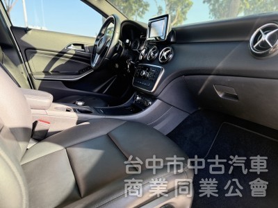 2013年 M-Benz A180 1.6T汽油渦輪