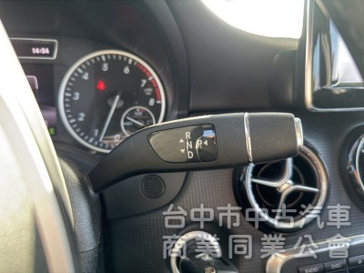 2013年 M-Benz A180 1.6T汽油渦輪