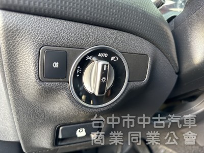 2013年 M-Benz A180 1.6T汽油渦輪