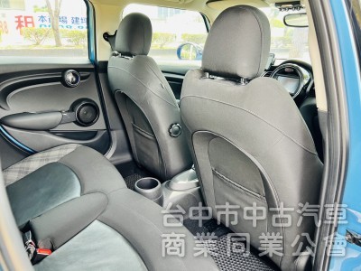 2015年款（2014年底出廠）全新改款 MINI Cooper 1.5T汽油渦輪 5門Hatch