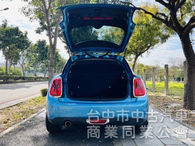 2015年款（2014年底出廠）全新改款 MINI Cooper 1.5T汽油渦輪 5門Hatch