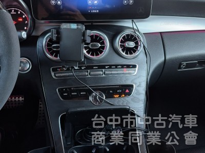 2015 C300 原版 認證 AMG 氣氛燈 柏林之音 安卓機 全景天窗 里程 10.9萬