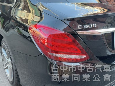 2015 C300 原版 認證 AMG 氣氛燈 柏林之音 安卓機 全景天窗 里程 10.9萬