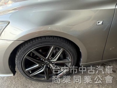 2013 頂級 IS300h F-Sport NAVI 大電池已更換 安卓機原版認證