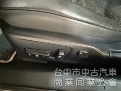 2013 頂級 IS300h F-Sport NAVI 大電池已更換 安卓機原版認證