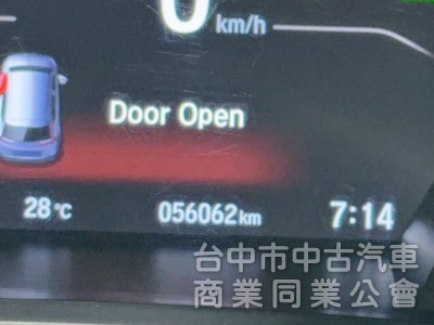 2022 CR-V  原版件 認證 里程5萬 360環境 電尾門 跟車 車道偏移