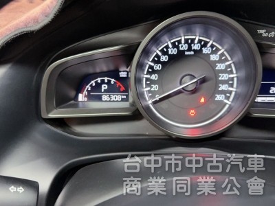 2018 MAZDA3 原版 認證 里程8萬6 免鑰匙 摸門 盲點