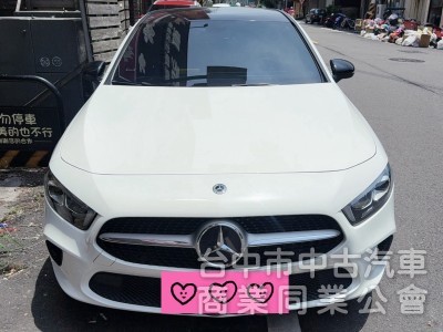 2018 BENZ A200 原版 認證  里程 8.5萬