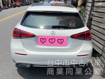 2018 BENZ A200 原版 認證  里程 8.5萬