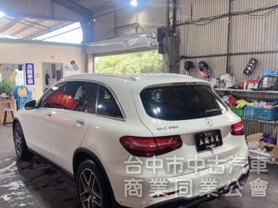2017 原版 認證 AMG 氣氛燈  全景天窗 里程 9.2萬 總代理 360環景 電尾門 