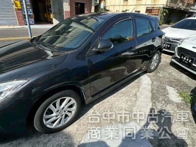 2013 MAZDA3 2.0 原版件 免鑰匙 天窗頂級款 雙區恆溫 安卓機