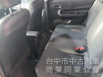TOYOTA  PRIUS C 2016
