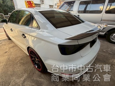 2015 AUDI