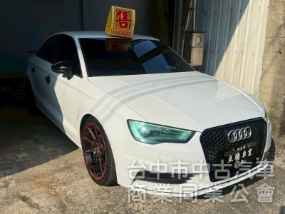 2015 AUDI