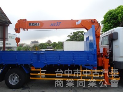 售 FUSO (中華) 11 公噸 框式附加吊桿大貨車