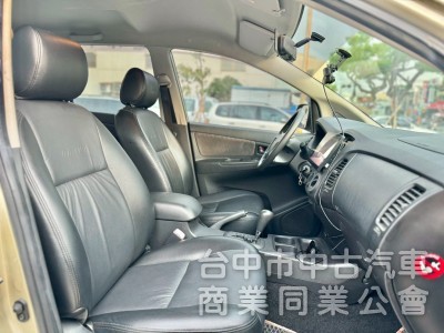2013 TOYOTA INNOVA 2.0自排 一手車 全車原鈑件 客貨