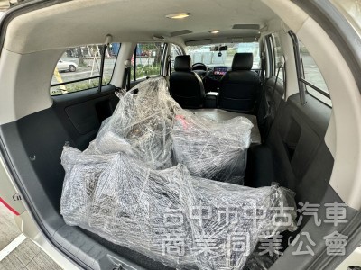 2013 TOYOTA INNOVA 2.0自排 一手車 全車原鈑件 客貨