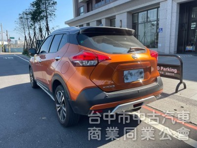 2019年 Nissan KICKS 1.5 智行旗艦版 限量雙色車身