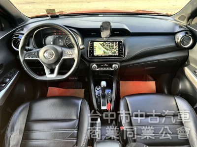 2019年 Nissan KICKS 1.5 智行旗艦版 限量雙色車身