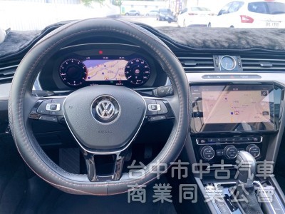 2019式 Passat Variant 330 R Line 超低里程 冷熱通風/按摩座椅 全景天窗 ACC自動跟車