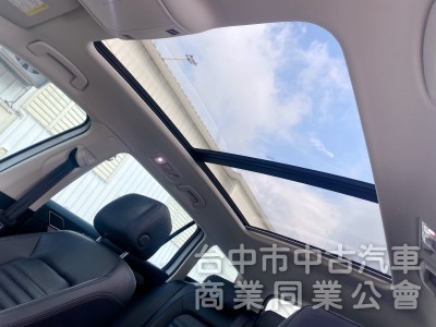 2019式 Passat Variant 330 R Line 超低里程 冷熱通風/按摩座椅 全景天窗 ACC自動跟車