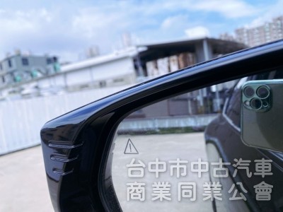 2022 Air增程版 續航高達560km！12.3吋全景曲面寬螢幕 遙控智慧停車輔助 全車原廠保固中！