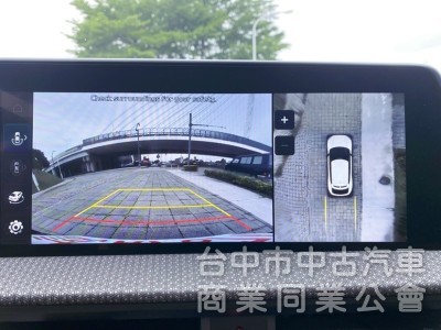 2022 Air增程版 續航高達560km！12.3吋全景曲面寬螢幕 遙控智慧停車輔助 全車原廠保固中！