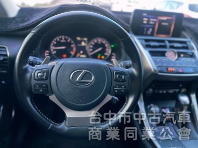 2021 NX200 全新改款運動版 超低里程 僅跑2萬 完全新車車況！選配360環景 電子式後視鏡