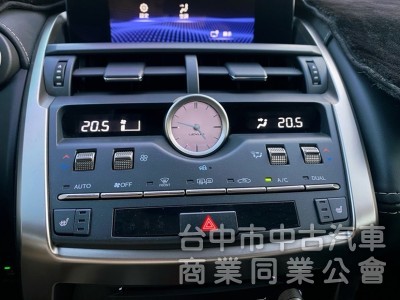 2021 NX200 全新改款運動版 超低里程 僅跑2萬 完全新車車況！選配360環景 電子式後視鏡