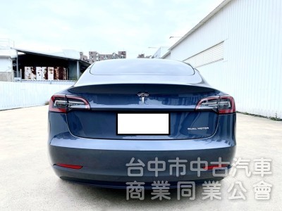 2022 LR 長程版 低里程 新式AMD晶片系統 新式CCS2 全車零件原廠保固中！