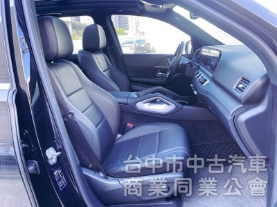 GLE450 4Matic 台灣賓士總代理 全程原廠保養 選配7人座 全套23P智慧駕駛 全景玻璃天窗