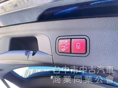 GLE450 4Matic 台灣賓士總代理 全程原廠保養 選配7人座 全套23P智慧駕駛 全景玻璃天窗