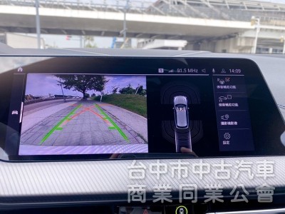 一手女用低里程 M Sport套件 全數位虛擬座艙 跑車化座椅 HK音響 手機數位鑰匙