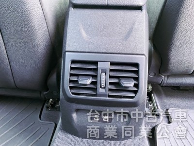 一手女用低里程 M Sport套件 全數位虛擬座艙 跑車化座椅 HK音響 手機數位鑰匙