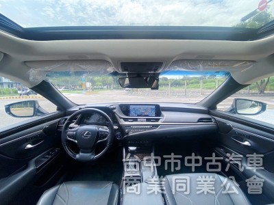 2020式 ES300h 旗艦版 全新第七代大改款 全速域自動跟車 車道維持置中 MK音響 360環景 抬頭顯示