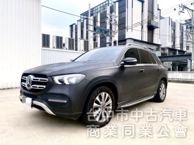 2020式 GLE350d 4Matic 總代理公司貨 全車頂級手工包膜 金屬髮絲紋霧面黑 23P全智慧駕駛