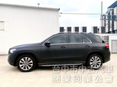 2020式 GLE350d 4Matic 總代理公司貨 全車頂級手工包膜 金屬髮絲紋霧面黑 23P全智慧駕駛