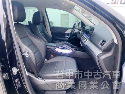 2020式 GLE350d 4Matic 總代理公司貨 全車頂級手工包膜 金屬髮絲紋霧面黑 23P全智慧駕駛