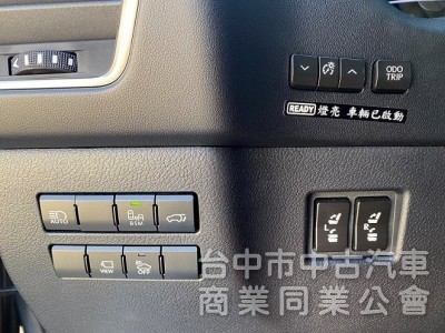 2020 NX300H 旗艦版 全新小改款 三眼式LED頭燈 全景天窗 冷熱通風座椅 CarPlay