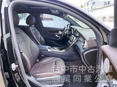 GLC250 Coupe 運動版 賓士總代理 AMG運動套件 選配23P自動跟車 柏林之音 車側踏板 360環景