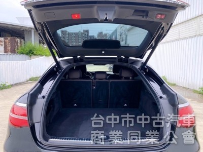 GLC250 Coupe 運動版 賓士總代理 AMG運動套件 選配23P自動跟車 柏林之音 車側踏板 360環景