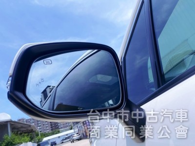 和泰總代理 全新第四代 SIENNA Hybrid 鉑金版 冷熱通風座椅 HUD抬頭顯示 全速域自動跟車