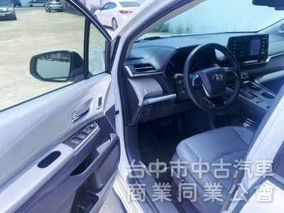 和泰總代理 全新第四代 SIENNA Hybrid 鉑金版 冷熱通風座椅 HUD抬頭顯示 全速域自動跟車
