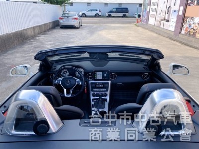 總代理 AMG豪華版 玻璃頂套件 防風導流板 AMG平底方向盤 HK音響 升級無線CarPlay多媒體影音