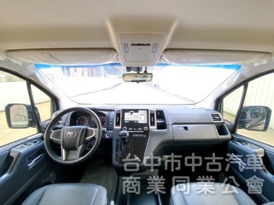 2024式 8人座豪華 市場稀有釋出 新增360環景 電子式後視鏡 CarPlay 原廠保固中！